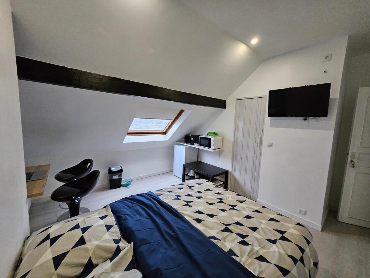 Agreable Studio De 16M2 Sans Kitchenette Neuilly-sur-Marne Exterior foto