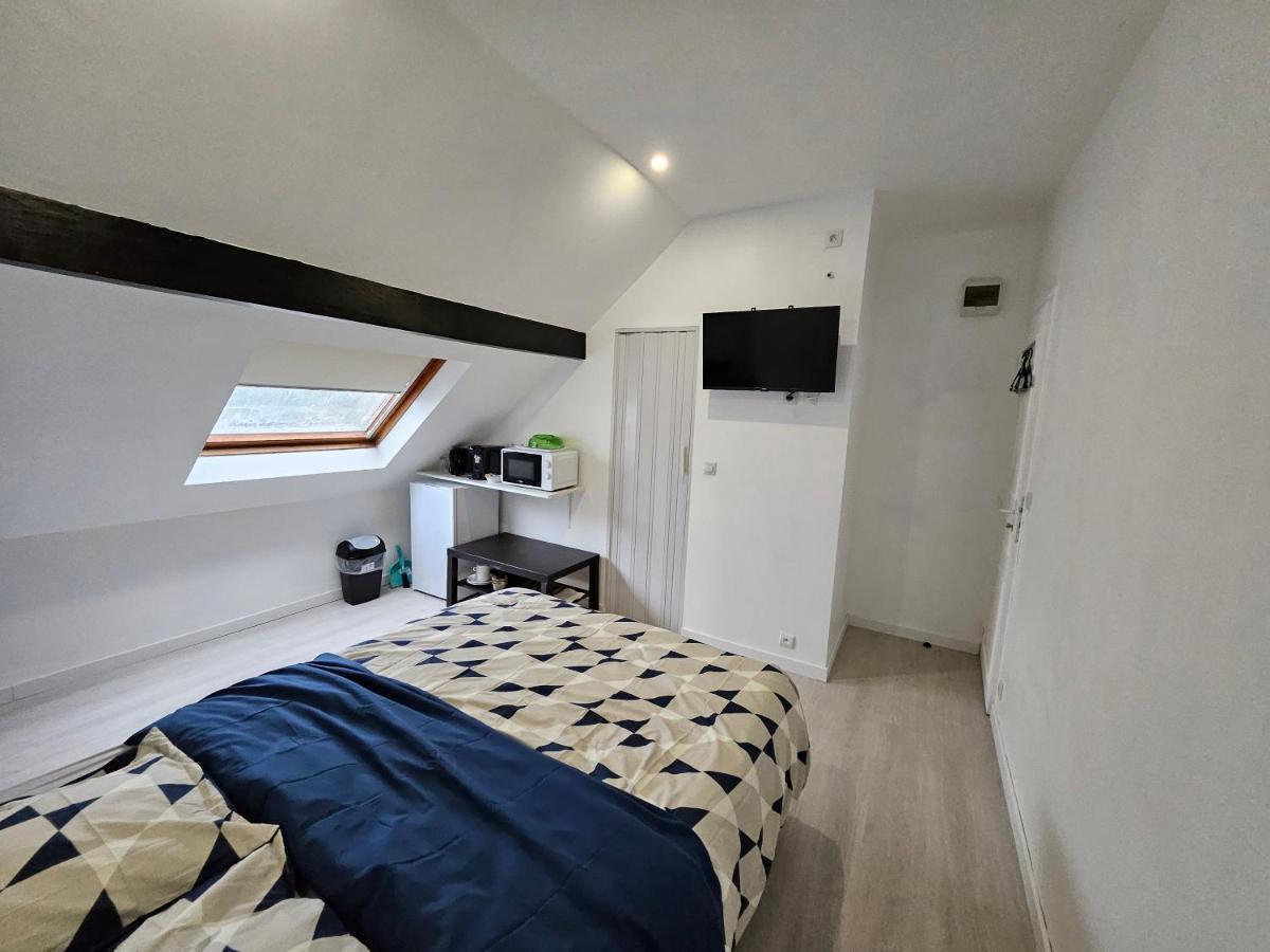 Agreable Studio De 16M2 Sans Kitchenette Neuilly-sur-Marne Exterior foto